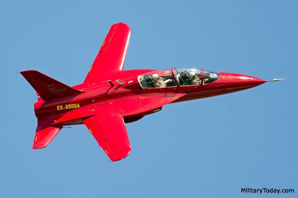 苏47与苏57,哪一款更优秀?,苏47与苏57,哪款战斗机更出色?