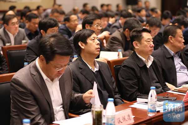 齐发保的职位与成就，探索一个杰出领导者的职业轨迹，齐发保的职业轨迹与成就，杰出领导者的探索之旅