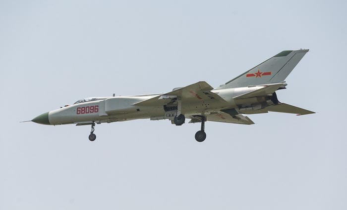 歼8服役,中国空军的重要里程碑,歼8服役,中国空军发展的重大里程碑