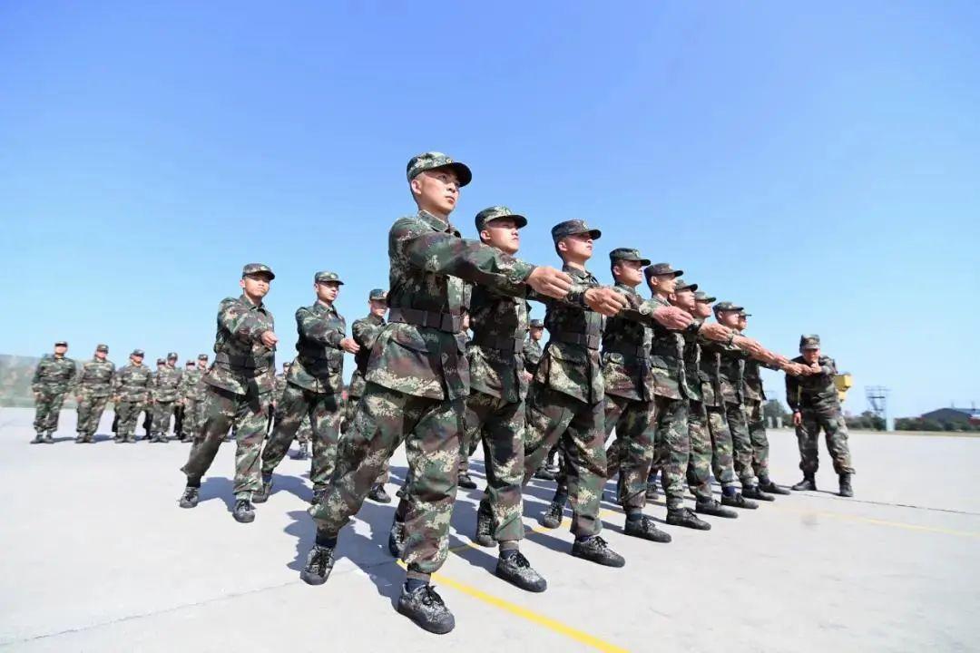 新兵网,探索数字时代的军事资讯与娱乐交汇点,新兵网,数字时代军事资讯与娱乐交汇的先锋平台