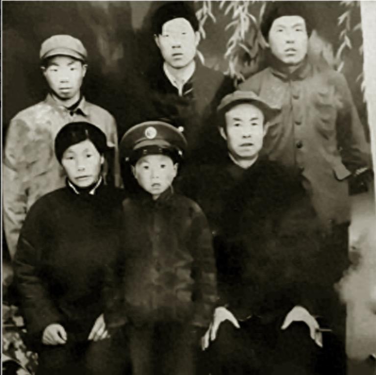 祁发宝子女现状,传承与成长,祁发宝子女现状,传承英雄精神,共同成长之路