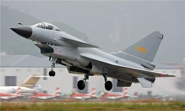 歼-10的出口历程，中国航空工业的国际化步伐，歼-10出口历程揭示中国航空工业的国际化发展步伐