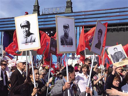 莫斯科郊外之夜,中国阅兵的别样风采,莫斯科郊外之夜,中国阅兵展现独特风采