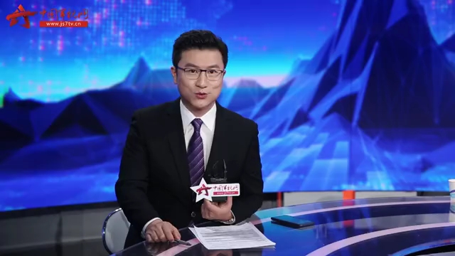 国防军事主持人叶知秋,传递军事力量,展现国防风采,国防军事主持人叶知秋,展现军事力量与国防风采