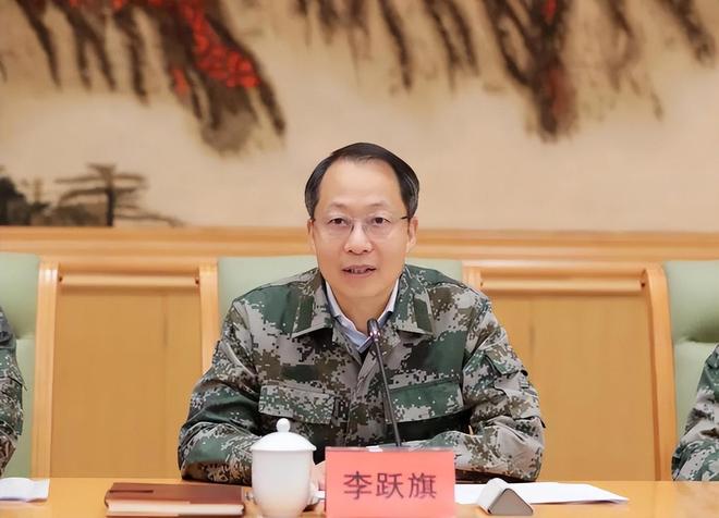 海军司令员董平,一位卓越将领的简历介绍,海军司令员董平,卓越将领的生平简介