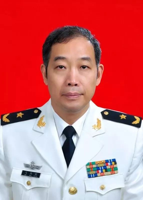 海军司令员董平,一位卓越将领的简历介绍,海军司令员董平,卓越将领的生平简介