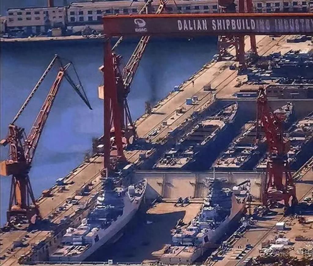 中国海军新纪元，055型驱逐舰的建造历程，中国海军新纪元，055型驱逐舰建造历程揭秘