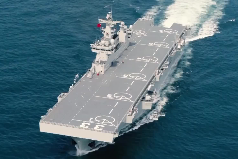 揭秘中国海军的利器，075型两栖攻击舰与吨位详解，揭秘中国海军利器，075型两栖攻击舰吨位详解