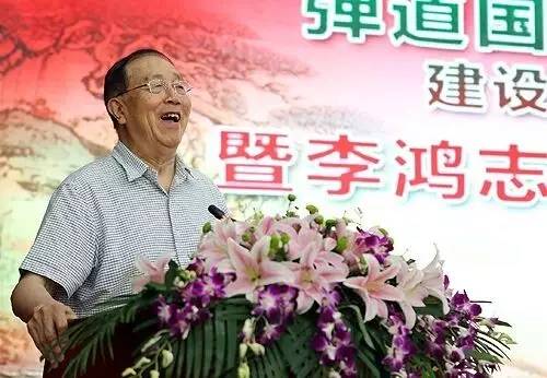 李鸿志，一位引领时代的杰出人物，李鸿志，时代引领者的杰出风采