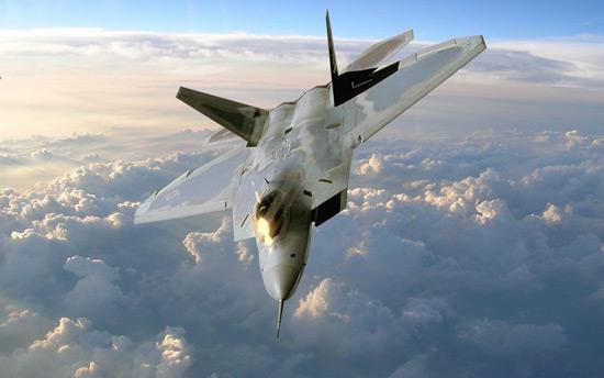 F-22战机卓越性能解析，F-22战机性能深度解析