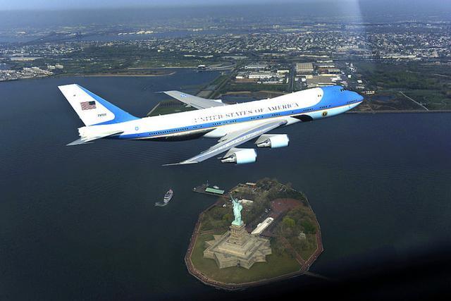 美国空军一号飞机,空中力量的象征与总统的飞行座驾,美国空军一号,空中力量象征与总统飞行座驾