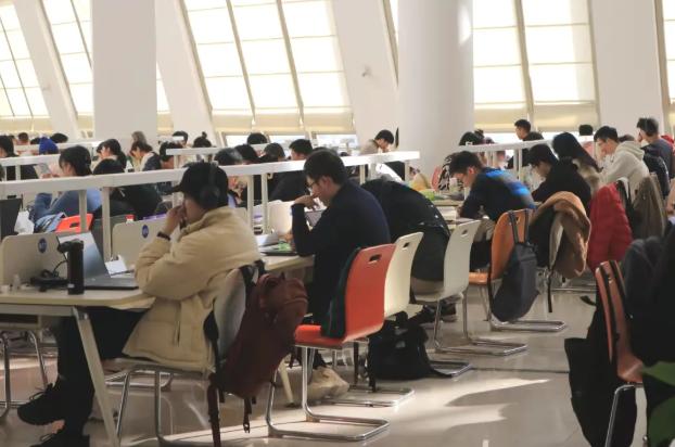 光明日报官网,传递正能量,引领时代潮流,光明日报官网,传递正能量,引领时代先锋