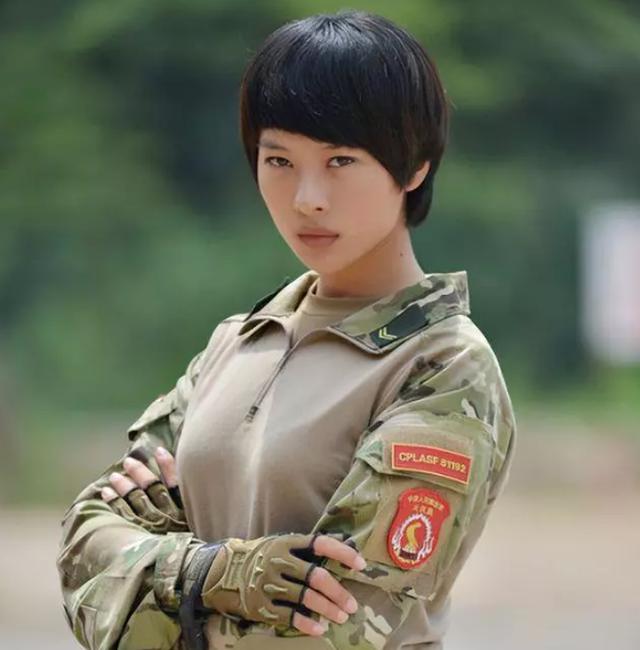 中国女特种兵火凤凰演员表及其角色深度解析,中国女特种兵火凤凰演员阵容及角色深度解析