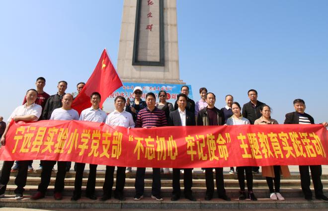 绝命时刻与和平使命2010，挑战与荣耀的交织，绝命时刻与和平使命，挑战与荣耀交织之际
