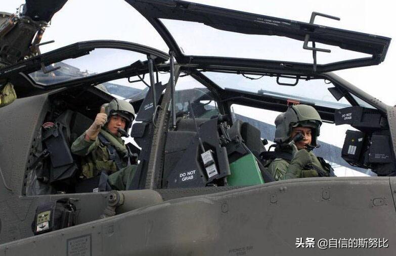 阿帕奇武装直升机飞行员头盔，科技巅峰与勇士之眼的完美结合，阿帕奇武装直升机飞行员头盔，科技巅峰与勇士荣耀的完美结合体验