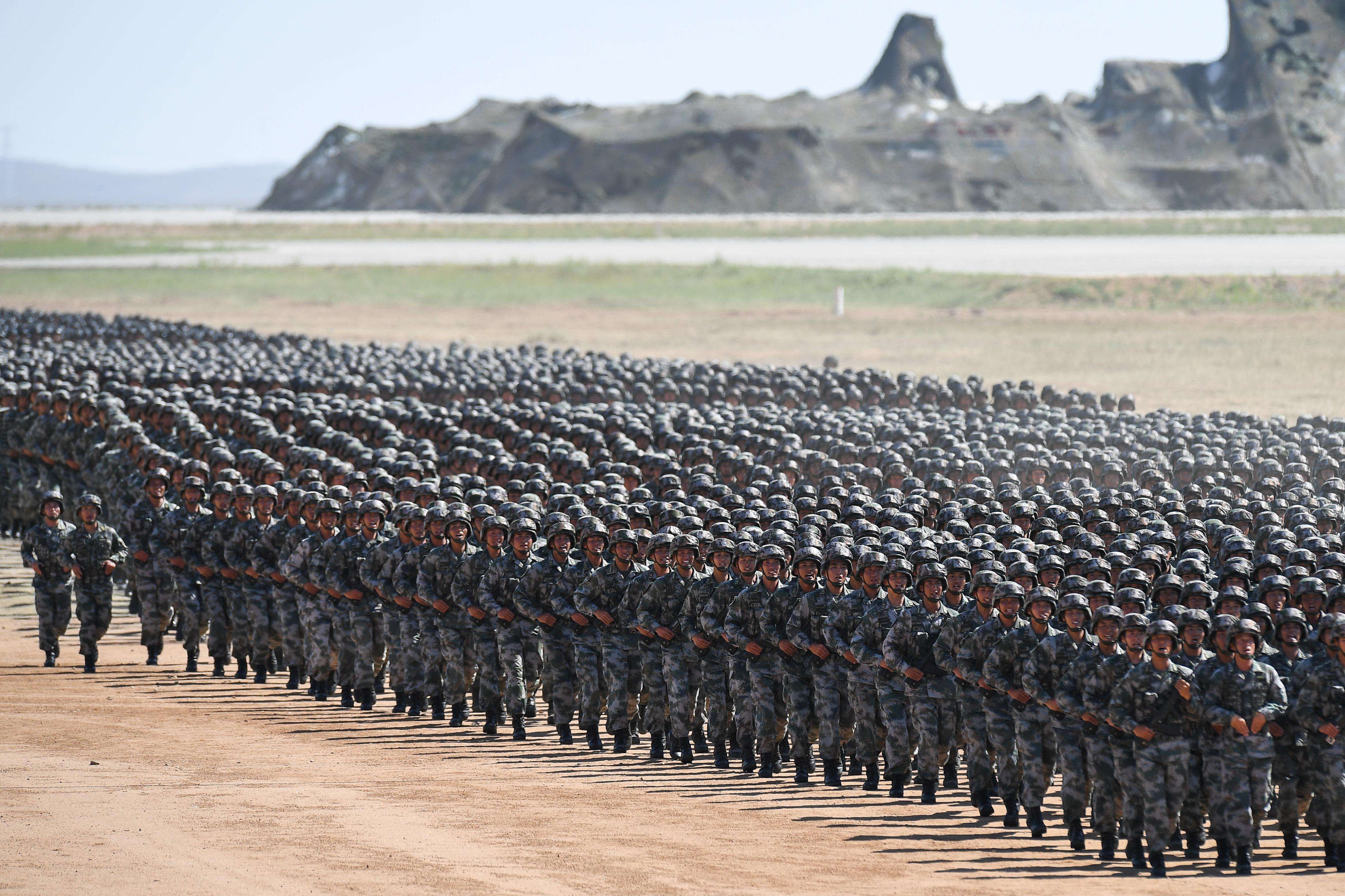 朱日和阅兵集结，展现大国力量与荣耀，朱日和阅兵集结，展现大国风采与力量