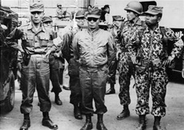 揭秘中国军队新形象，16式军官礼服，揭秘，中国军队新形象——军官礼服的16式变迁