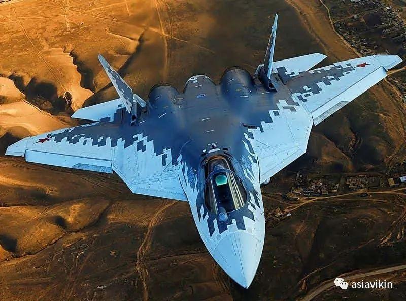 苏57大战F14,空中巨人的较量,苏57与F14的空中巨人较量