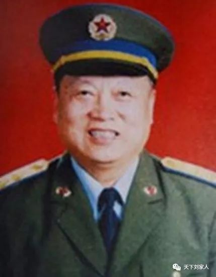 中国人民解放军军长,职责、荣誉与牺牲,中国人民解放军军长,职责重任、荣誉与牺牲并存