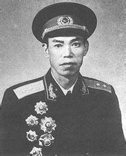 中国人民解放军军长,职责、荣誉与牺牲,中国人民解放军军长,职责重任、荣誉与牺牲并存