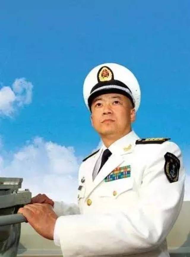 辽宁号的舰长是谁,揭秘中国海军航母舰长的神秘面纱,辽宁号航母舰长揭秘,揭开中国海军航母舰长神秘面纱