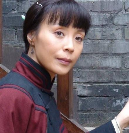 丁志诚现任妻子的身份揭秘,丁志诚现任妻子的身份探秘