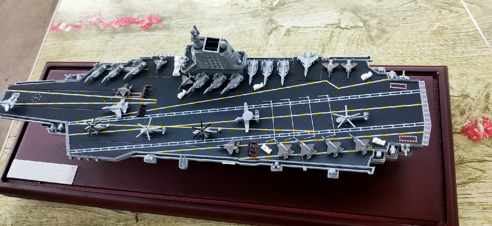 航空母舰模型作品简介，航空母舰模型作品概览