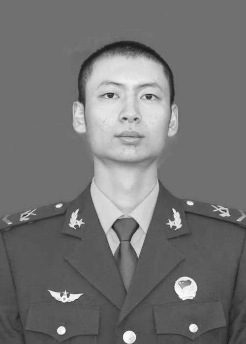 中印边境肖思远事迹，英勇无畏的守护者，英勇无畏的守护者肖思远在中印边境的事迹传颂边疆