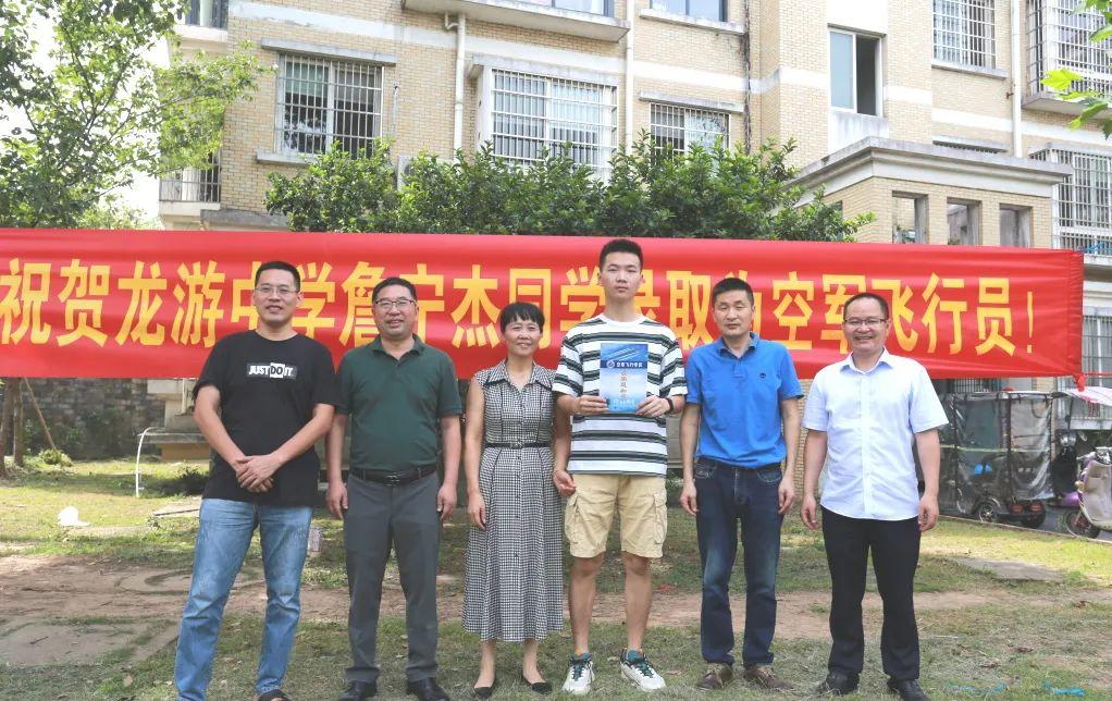 空军航空大学校区分布及特点概述，空军航空大学校区分布与特色概述