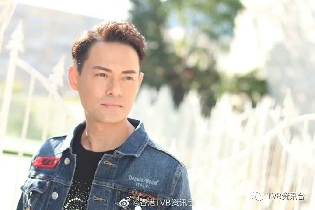 海俊杰与莫家慈，爱情在时光中绽放，海俊杰与莫家慈，时光中的爱情绽放