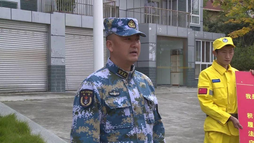 纪念辉煌历程，颂扬巾帼英雄——记2019周年阅兵中的女民兵方队，纪念辉煌历程，颂扬巾帼英雄——女民兵方队闪耀阅兵盛典