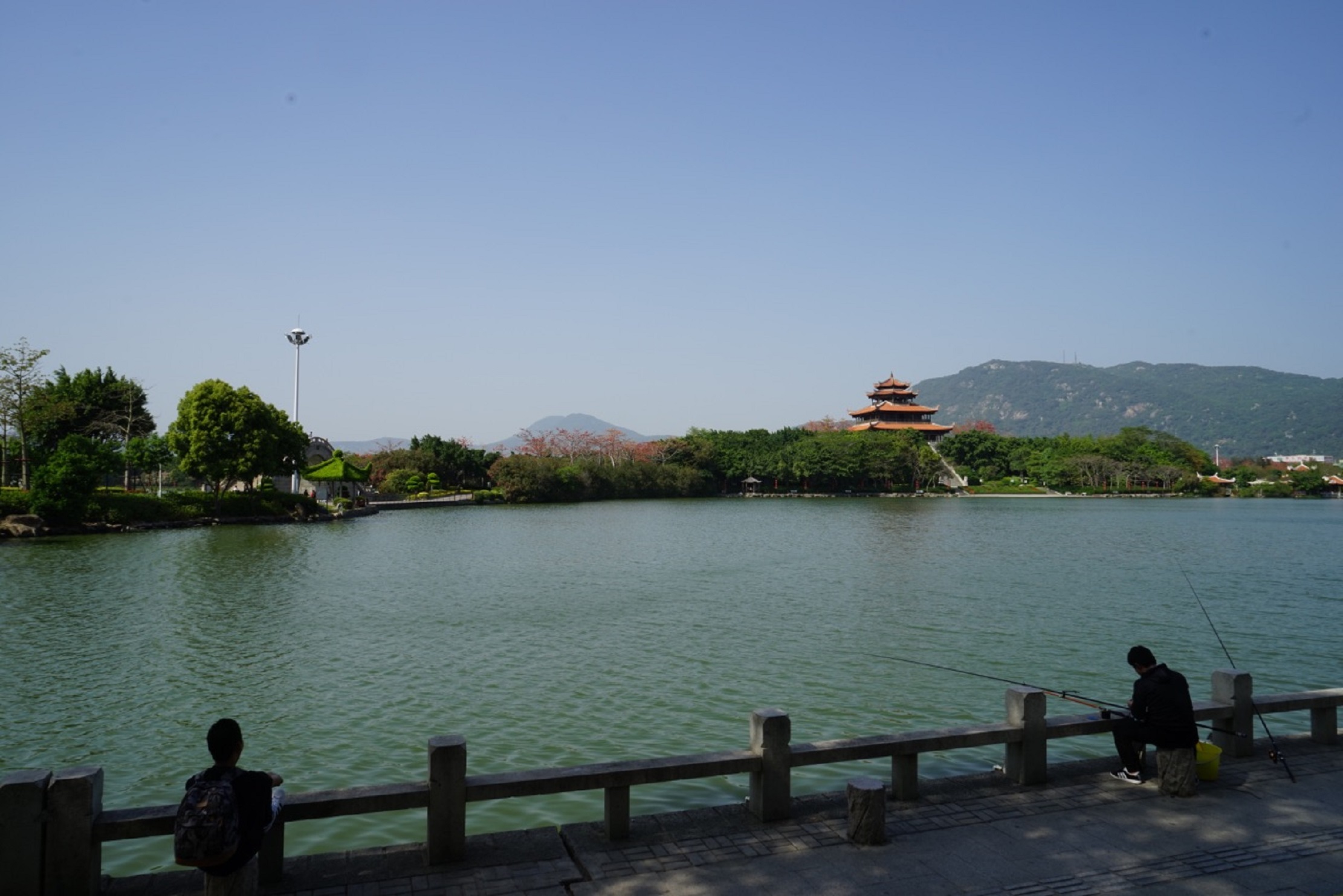 泉州西湖,湖光山色间的历史与人文交响,泉州西湖,湖光山色间的历史人文交响之旅