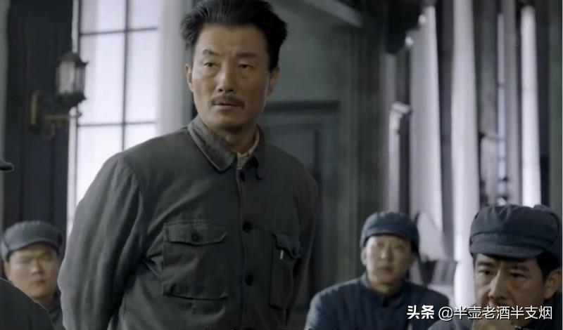 揭秘功德林中的三大特务身份之谜,揭秘功德林中的特务三重身份之谜