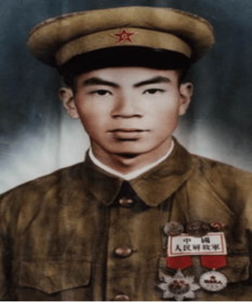 杨根思连长的英雄事迹故事,无畏牺牲,永垂不朽,杨根思连长英勇无畏,牺牲精神永垂不朽