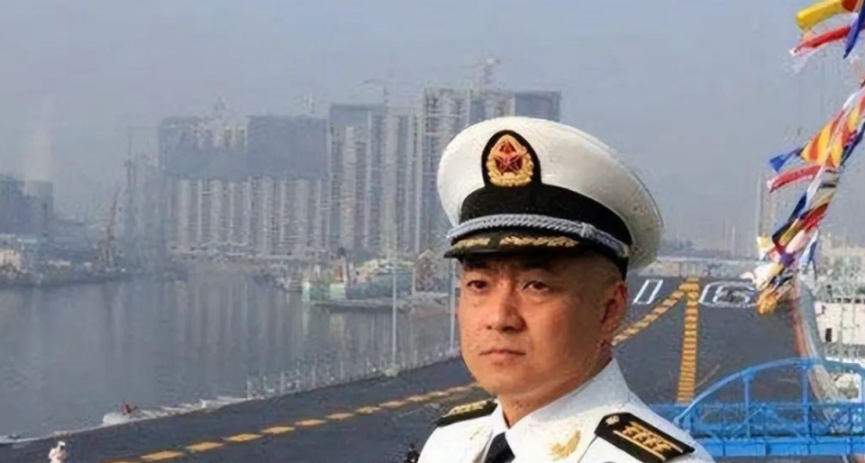 中国舰长军衔,荣耀与责任,中国舰长军衔,荣耀与责任的象征