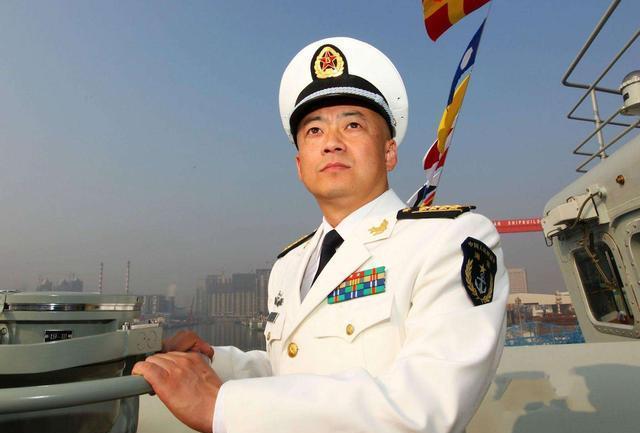 中国舰长军衔,荣耀与责任,中国舰长军衔,荣耀与责任的象征