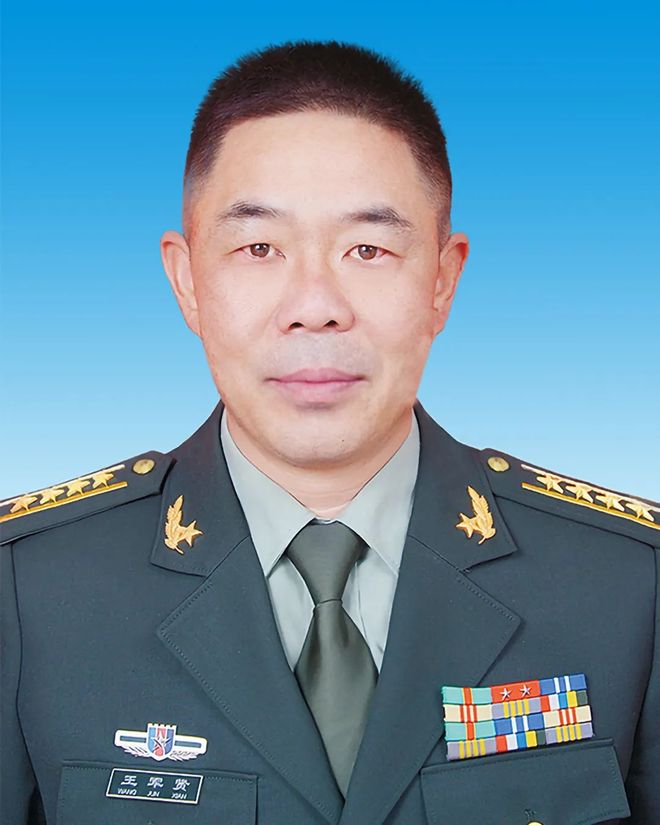 集团军参谋长军衔