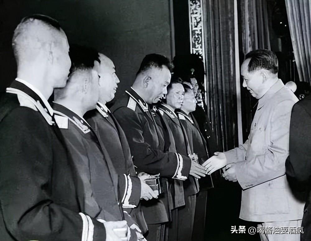 关于中国人民解放军陆军第二十一集团军历任军长的研究,中国人民解放军陆军第二十一集团军历任军长研究概览