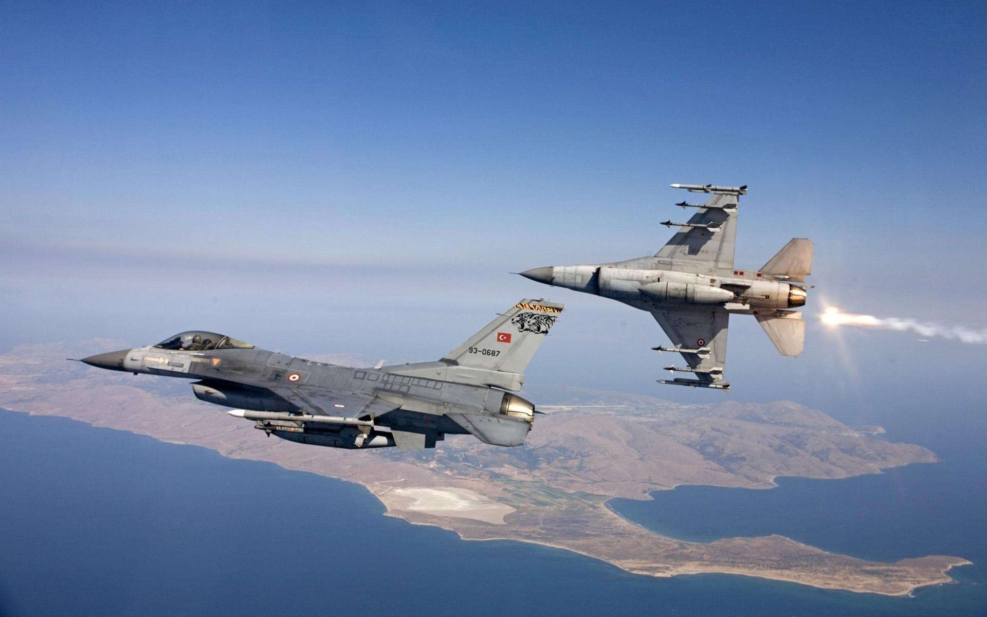 揭秘F-16战斗机的起源与国家归属——探寻背后的故事,揭秘F-16战斗机的起源与国家归属,背后的故事揭秘探秘之旅