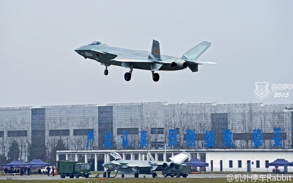 歼-20的首飞时间,中国航空工业的里程碑事件,歼-20首飞揭秘,中国航空工业的辉煌里程碑