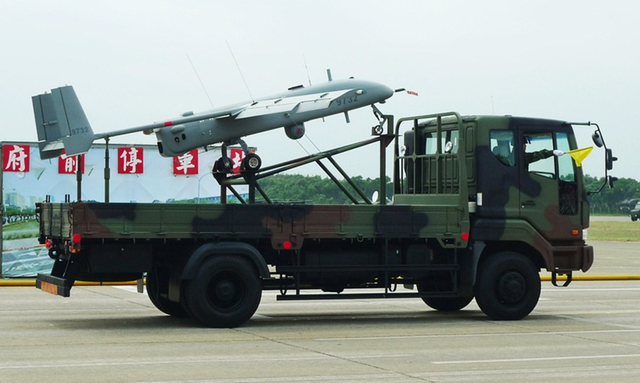 现代军事技术探索