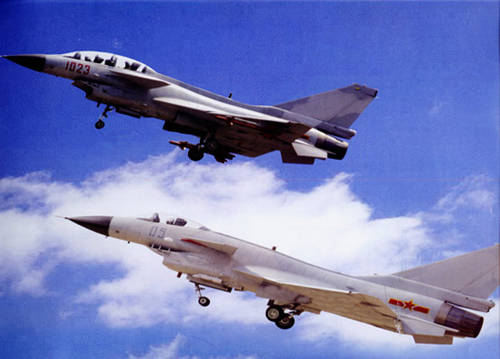 歼-10战斗机气动布局深度解析,歼-10战斗机气动布局全面解析