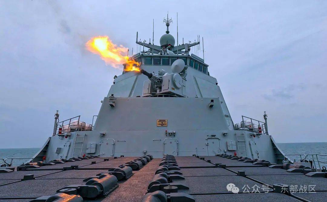 东部战区多型舰艇亮剑东海,展示力量与决心,东部战区多型舰艇东海亮剑,展示强大实力与决心
