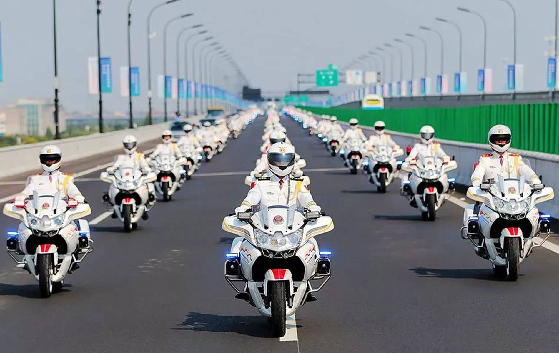 国宾护卫队,警察还是武警?解析其职责与身份,国宾护卫队的职责与身份解析,警察还是武警?