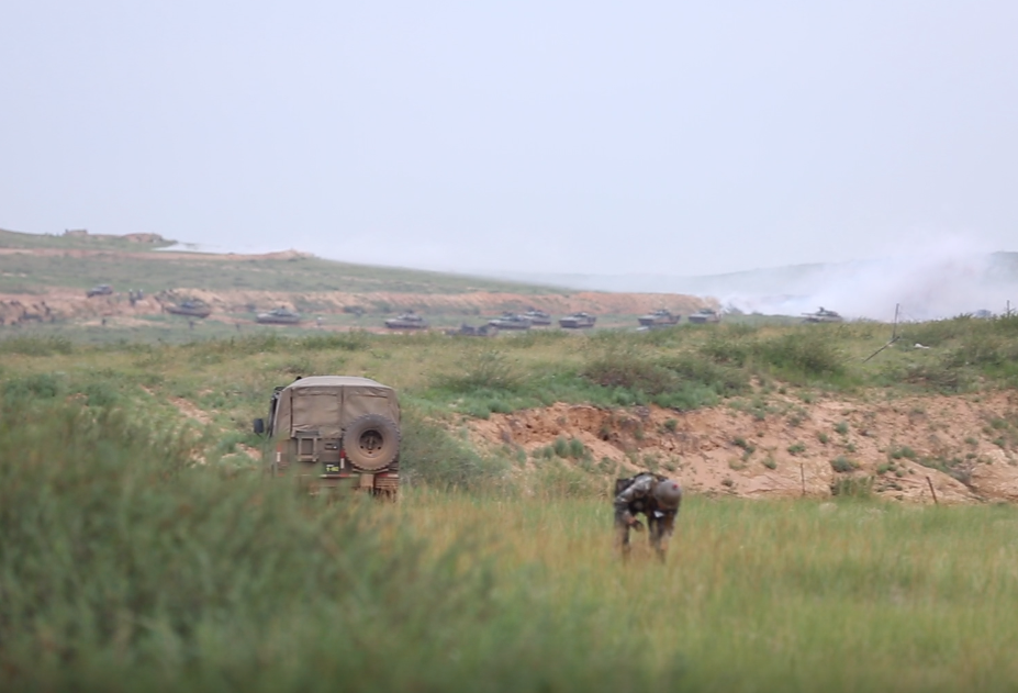 2016朱日和军演全纪实(四),朱日和军演第四部分全纪实,揭秘军事行动背后的故事