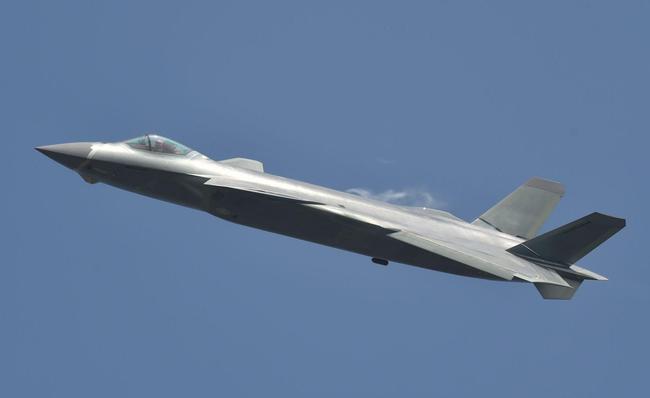 歼击机-20的腹鳍设计，解读其独特功能与优势，歼击机-20腹鳍设计解读，独特功能与优势分析