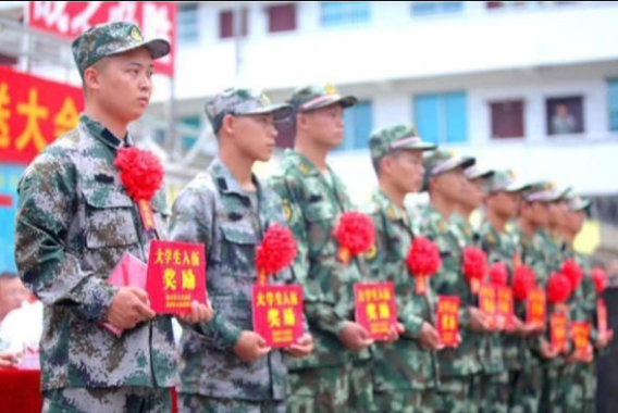 当兵能改变一个人吗，当兵能否改变人生？