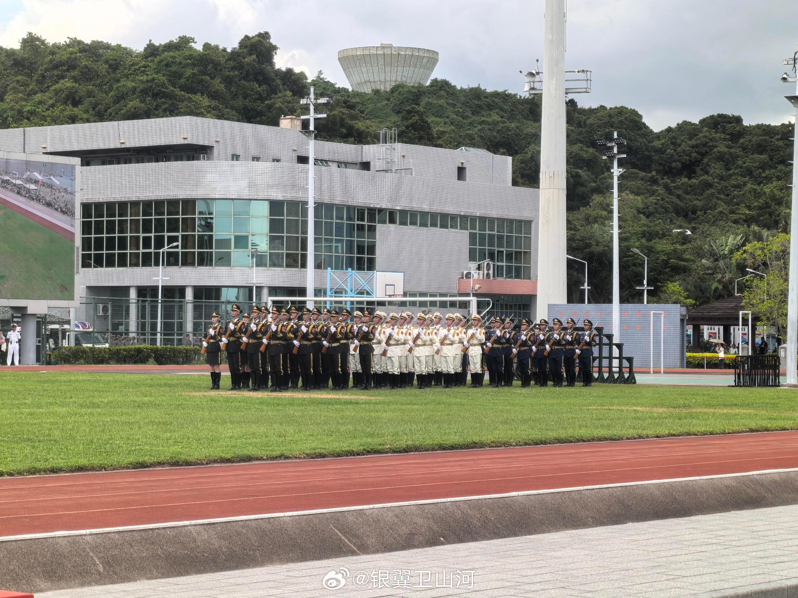 驻港部队军营地址,揭示神秘面纱下的真实面貌,驻港部队军营揭秘,揭开神秘面纱下的真实面貌